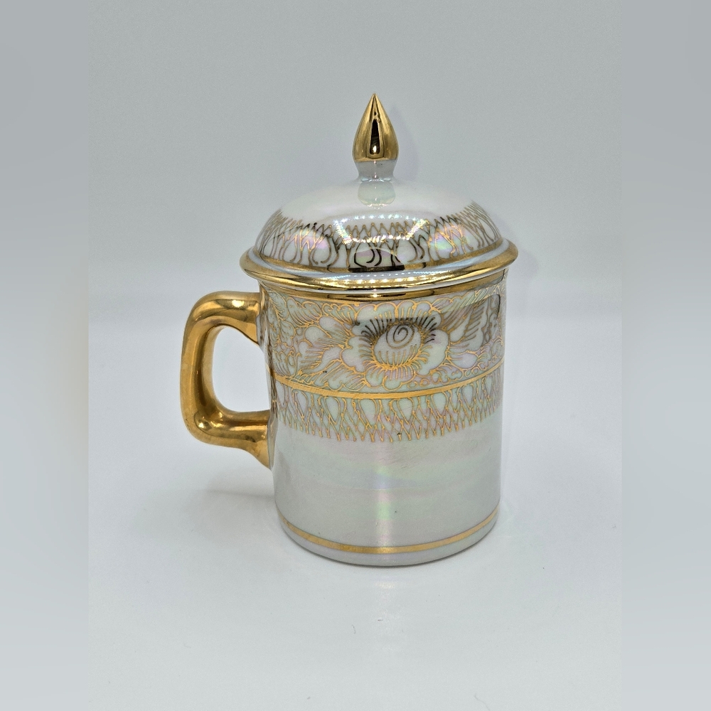 Thai Porcelain Benjarong Iridescent Floral Tea Cup with Lid